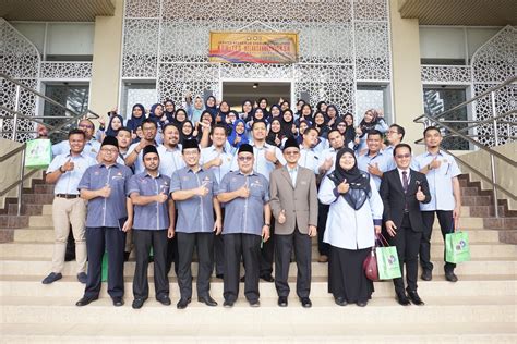 Jabatan kehakiman syariah negeri kedah darul aman (jksk) ditubuhkan berdasarkan seksyen 3 (1) (2) (3) enakmen mahkamah syariah (kedah) 1993. EKSA: LAWTAN KE JABATAN KEHAKIMAN SYARIAH NEGERI JOHOR