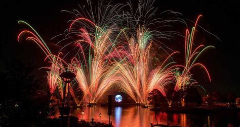 An Epcot Illuminations Favorite Will Remain For Harmonious Disney Dining