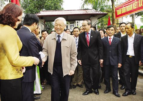 Tổng bí thư nguyễn phú trọng dự và phát biểu chỉ đạo hội nghị. Tổng Bí Thư Nguyễn Phú Trọng làm việc với Đảng bộ huyện ...