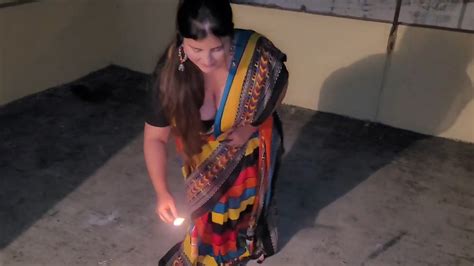 Punjabi Girl Huge Breasts And Cleavage In Saree Mp4 Snapshot 00 21 271 — Postimages