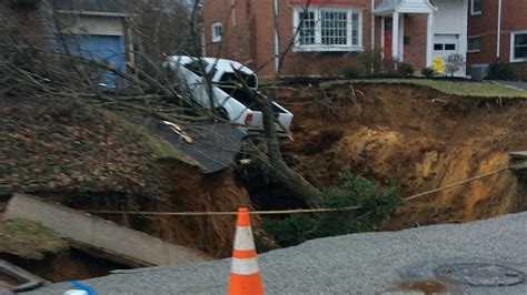 Giant Sinkhole Swallows Two Yards In Philadelphia Abc News