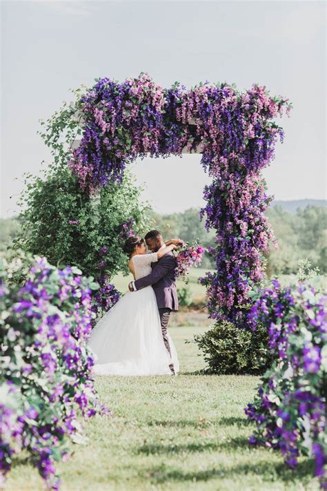 Lush Violet Arch Wisteria Wedding Wedding Wedding Arch