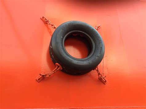 Tyre Fender Lion Rubber