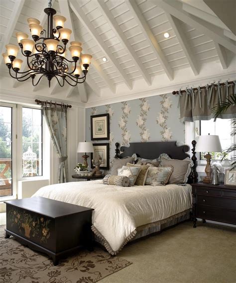 Style your accessories to create an attractive color scheme and a variety of textures. English style bedroom design ideas | Interior design ideas ...
