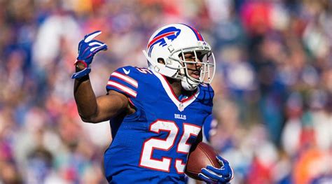 Lesean Mccoy Accused Of Domestic Violence Ped Use In Instagram Post Sports Illustrated
