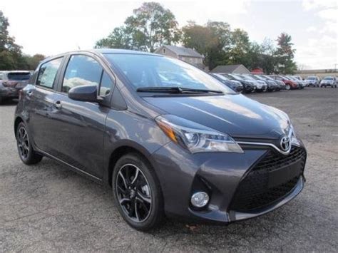 Photo Image Gallery And Touchup Paint Toyota Yaris In Magnetic Gray