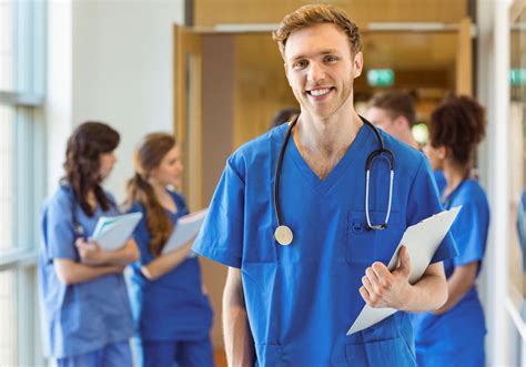 Des clés pour réussir à distance. La mutuelle santé de Lucas, étudiant en médecine 👨‍⚕️