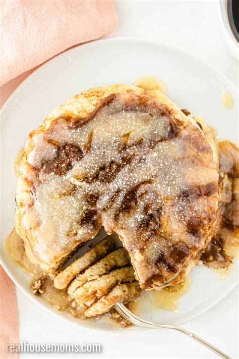 cinnamon roll pancakes ⋆ real housemoms