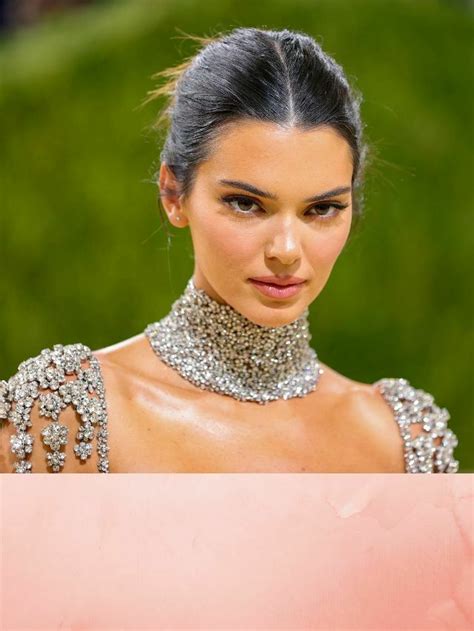 Kendall Jenner Net Worth Biography Age Height Angel Messages