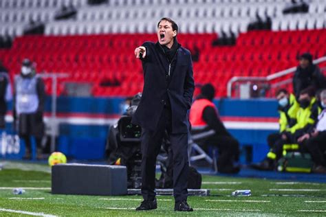 A peine parti, rudi garcia n'a pas mâché ses mots, ce mardi, envers son ancien club et tout particulièrement contre juninho, le directeur sportif. Lyon en tête de la Ligue 1 : la belle revanche de Rudi Garcia