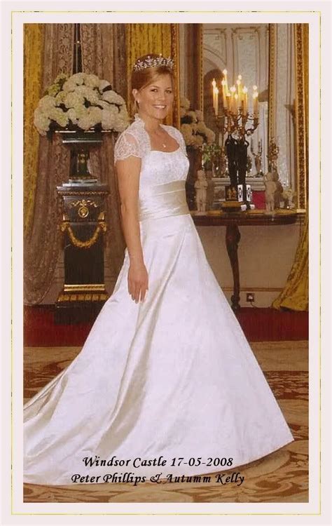 Plus, this is another good wedding to review if you're. A newly found photo of Autumn, wearing Princess Anne's ...