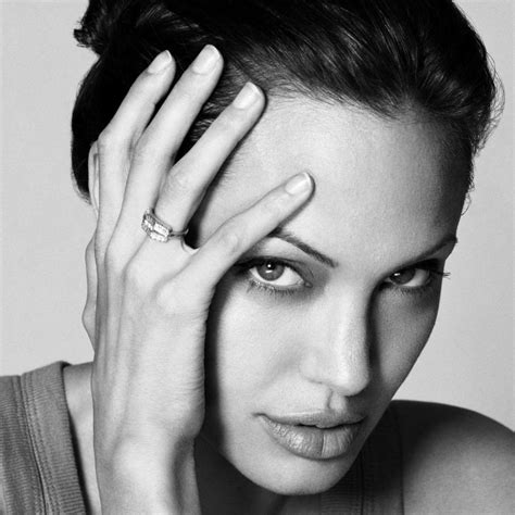 2932x2932 Resolution Angelina Jolie Black And White Hd Wallpaper Ipad