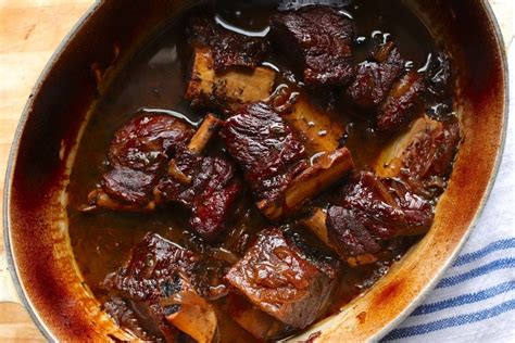 Simple Braised Short Ribs The Hungry Hutch