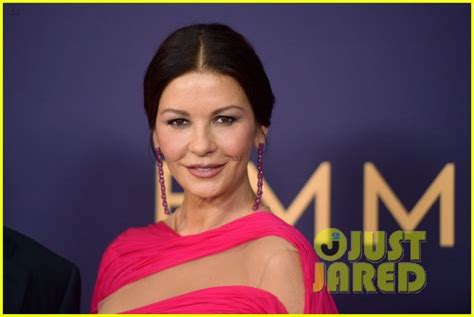 Catherine Zeta Jones Shows Off Her Gray Hair In Gorgeous Selfie Photo