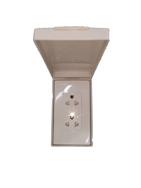 Duplex Universal Convenience Outlet With Weatherproof Plate Cover Royu