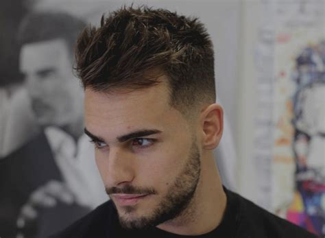 If you want a modern and stylish haircut, types of fades may be suitable for you. Haircuts 2019 - Ideas for modern men | Styles for Men