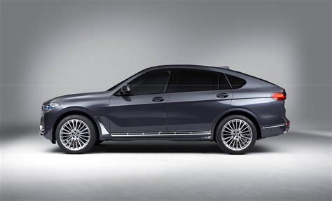 However, this model won't come cheap at all. 2019 BMW X8 on Behance