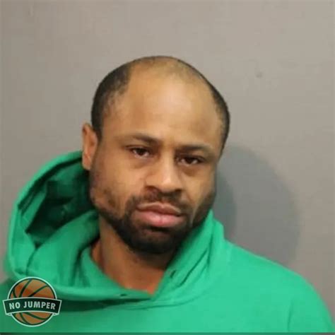 No Jumper On Twitter Chicago Man Arrested 11 Times In 5 Months For