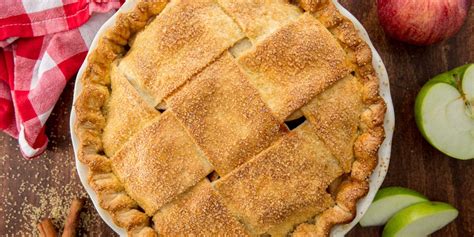 The filling is made of layers upon layers of fresh apples baked in brown sugar and cinnamon. Best Homemade Apple Pie Recipe - How to Make Easy Apple ...