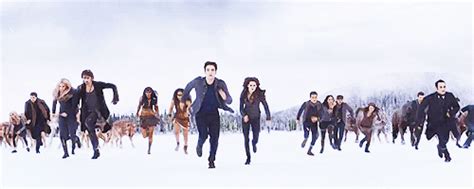 As for the cullens they've gathered vampires as well from across the globe to fight on their side. We Need To Talk About That Major 'Twilight: Breaking Dawn ...
