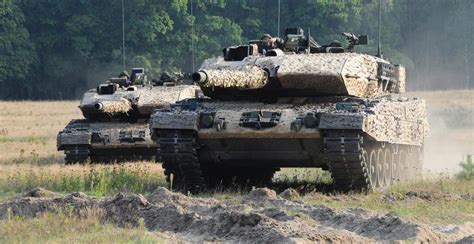 Poland Transfers Second Batch Of Leopard 2a4 Tanks To Ukrainian Armed