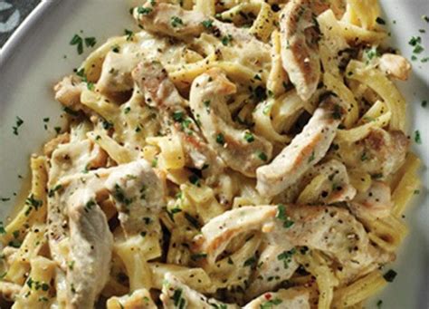 How to make pan seared pork chops: Sliced Pork Chops with Creamy Parmesan Pasta | Knorr CA ...