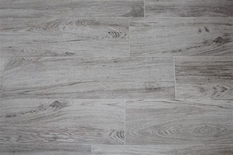 Ihr fliesenleger fur die modernisierung ihres bades mit fliesen und vielem mehr aus niebull fliesen rossen schrinner informieren sie sich jetzt. Villeroy & Boch Fliesen Lodge (Holzoptik) / HW60 / 7 m² ...