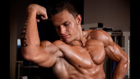 Hei Er Bodybuilder Beim Casting Telegraph