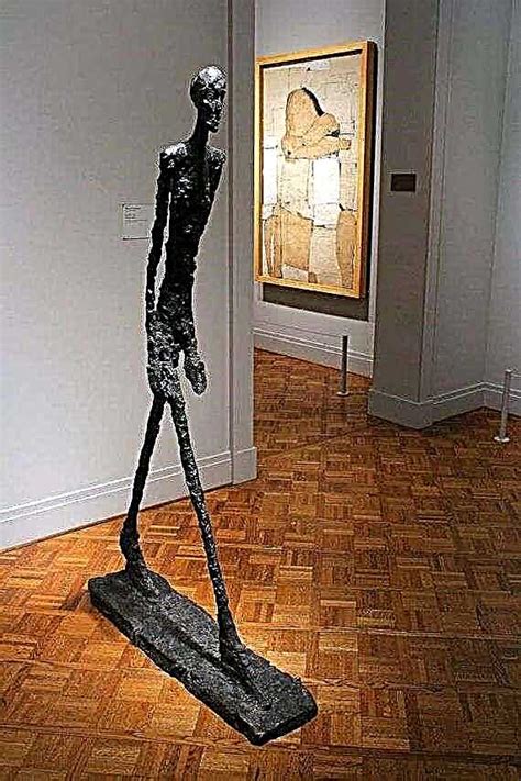 Description De La Sculpture Dalberto Giacometti Walking Man