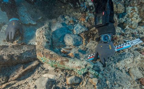 Rich Ancient Shipwreck Off Greece Yields More Bronze Statues Video