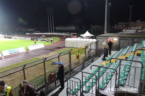 Watch the latest videos from rugby cittadella asd. Stadio Piercesare Tombolato - StadiumDB.com