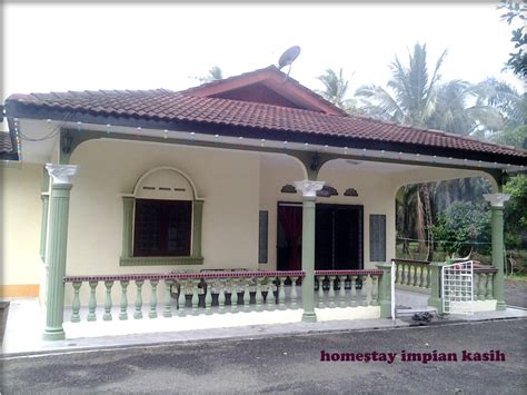 Seandainya anda kekurangan referensi, berikut ada contoh desain rumah bagian depan yang bisa anda aplikasikan. Kemudahan - Homestay Impian Kasih