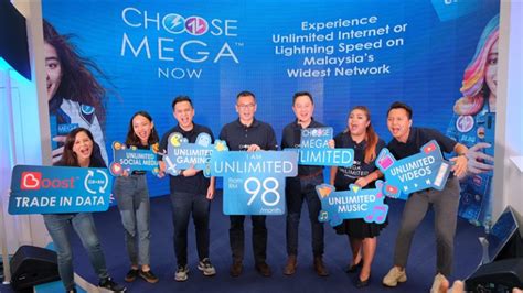 Having a phone for cheap is great, but getting phones for free is the best! Celcom MEGA Postpaid Plan with Unlimited Internet & Calls