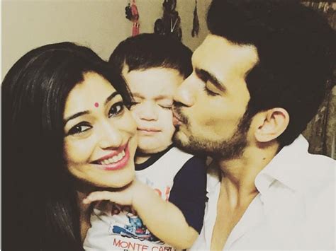 Arjun Bijlanis Adorable Son Ayaan To Debut On Television Filmibeat
