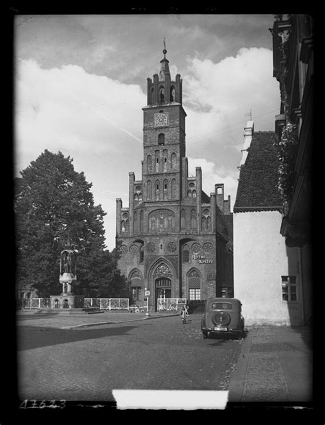 Altstädtischer Markt mit Altstädtischem Rathaus und ...