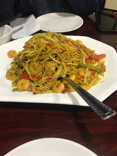 Grand Chinese Restaurant, 4461 Lougheed Hwy, Burnaby, BC, Chinese