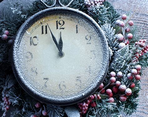Christmas Clock Wallpapers High Quality Download Free