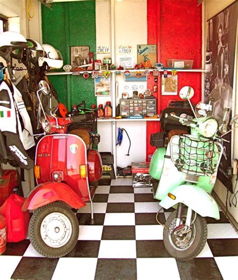 Enjoy what you like's board motorcycle storage garage on pinterest. Modern Vespa : Scooter garage