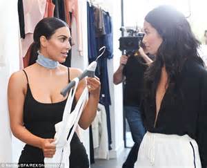 Kim Kardashian Marvels At Her Crazy Body In Skintight Lbd Daily