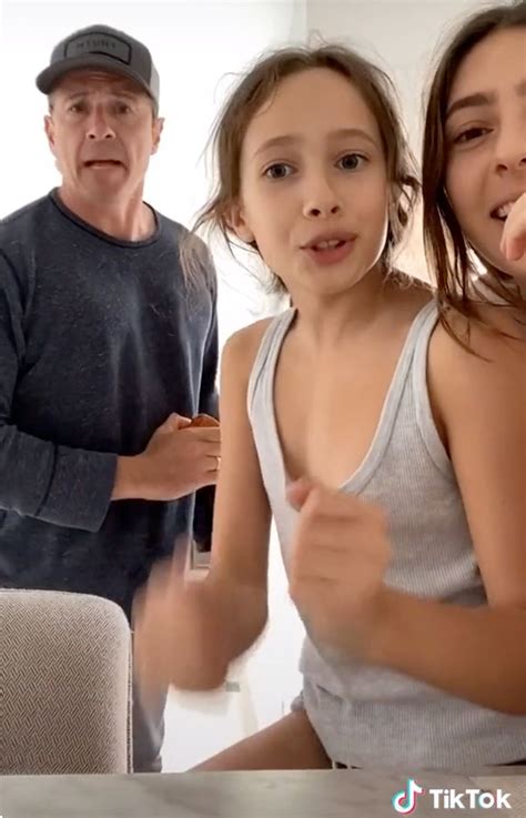 Chris Cuomo And Daughters Sing Dance In Tiktok Video Together