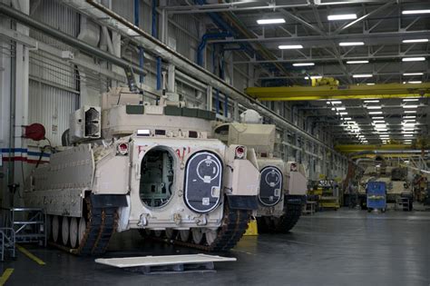 Army Wants To Revive Ground Combat Vehicle Program Wsj