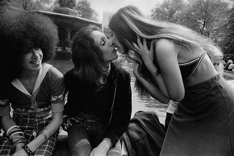 20 Photos That Capture New York Citys Free Spirited 70s New York
