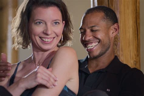 Couples Learn How To Have Better Sex In Gwyneth Paltrows Netflix