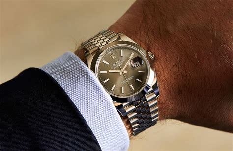 I've a 34mm genuine datejust and i'm going to post a pic. HANDS-ON: A classic, redefined - The Rolex Oyster ...