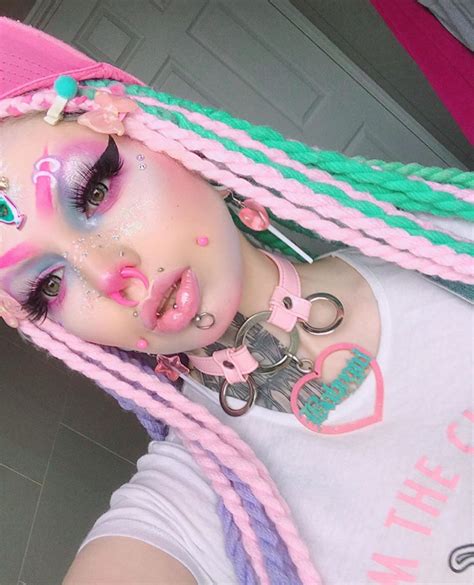 🌸rosie Hinton🌸 Rosemaryonette • Instagram Photos And Videos Pastel Goth Makeup Face Art