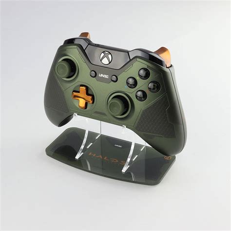 Halo 5 The Master Chief Xbox One Controller Stand Gaming Displays