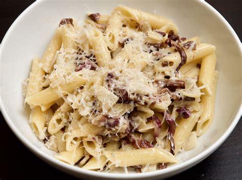 Gorgonzola, italian pancetta, fresh rosemary. Radicchio & Gorgonzola Pasta | Gorgonzola pasta, Pasta ...