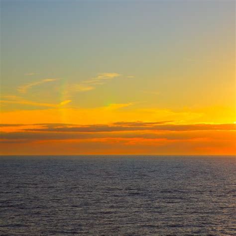 Premium Photo Sundown Over Sea Seascape With Sea Horizon