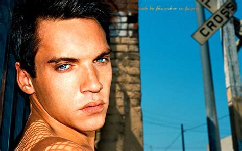 Jonathan Wallpaper Jonathan Rhys Meyers Wallpaper 38490975 Fanpop