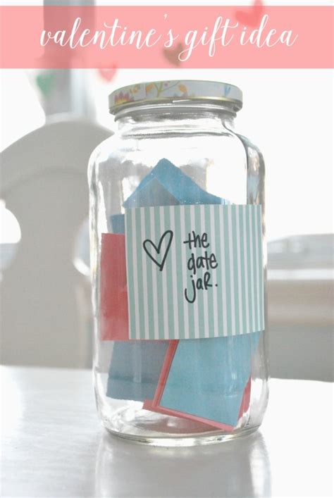 A jar of reasons why you love him. 25 DIY Valentine's Gifts In A Jar Ideas To Try - Feed ...